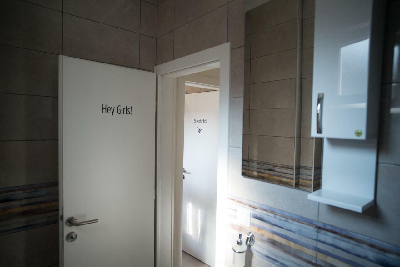 The Good Place Hostel Sarajevo Ngoại thất bức ảnh